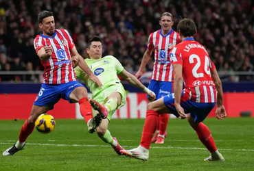 Atletico Madrid vs Barcelona (03:00 – 17/03)